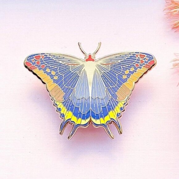 Two-Tailed Pasha Butterfly Enamel Pin - Gold Plated Nature‎ & Insect Jewelry - Picture 1 of 9